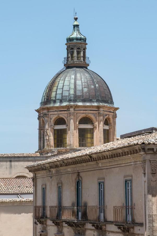 Casa Qosi B&B Ragusa Exterior photo